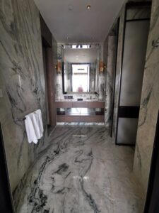 Thumbnail of http://RITZ%20CARLTON-3